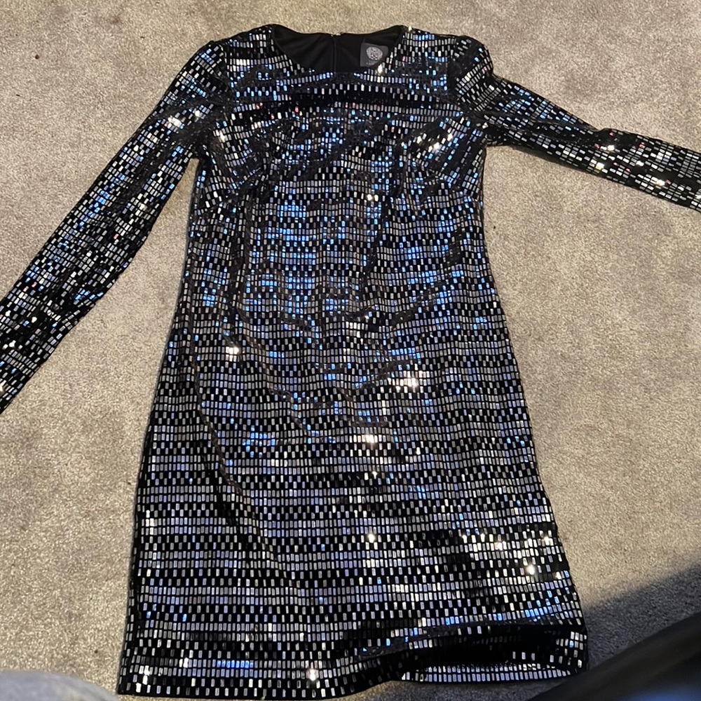 black party or dinner dress too big for me but cute and shiny comfortable too